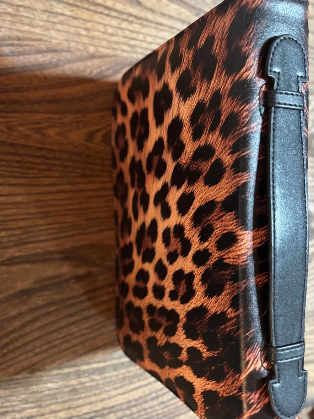 🆕 Leopard Print Faux Leather Bible Cover W/ Zipper XL